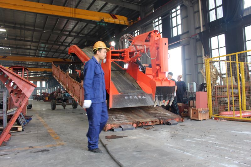 挖掘式扒渣機(jī)品牌選擇指南，高效與耐用的平衡